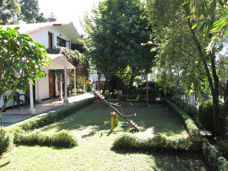 8Fold-Pinecrest By Larisa, Bhimtal Hotell Eksteriør bilde