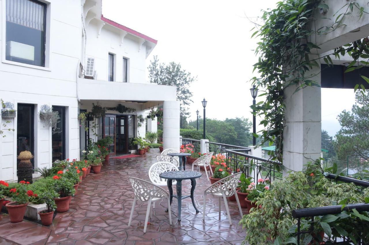 8Fold-Pinecrest By Larisa, Bhimtal Hotell Eksteriør bilde